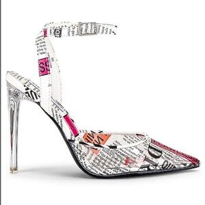 Alessi Heel in Newspaper Print - Steve Madden